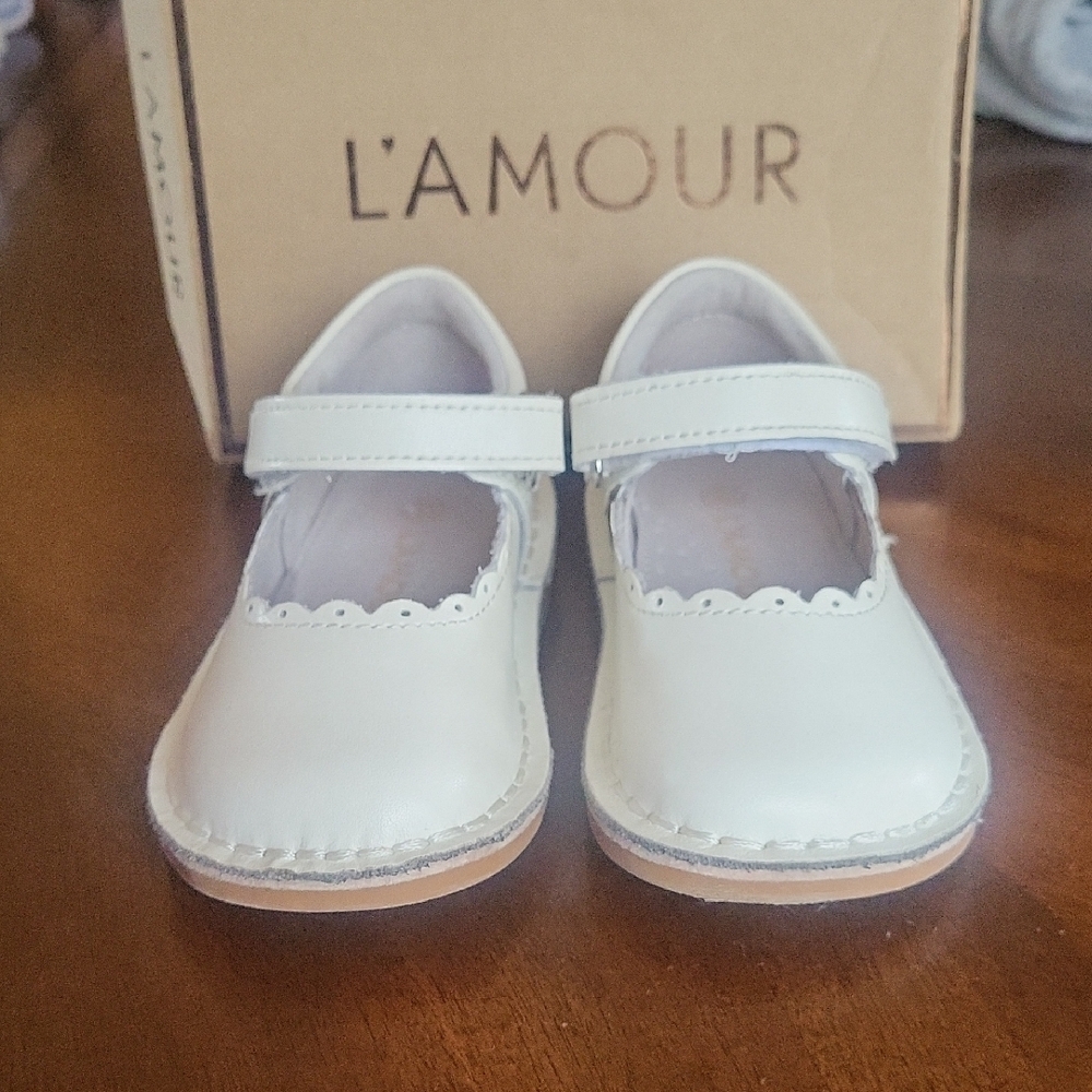 L'Amour White Kids Dress Shoes